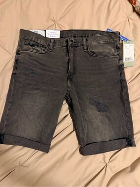 H&M Men's Black Distressed Rolled Cuff Denim Shorts